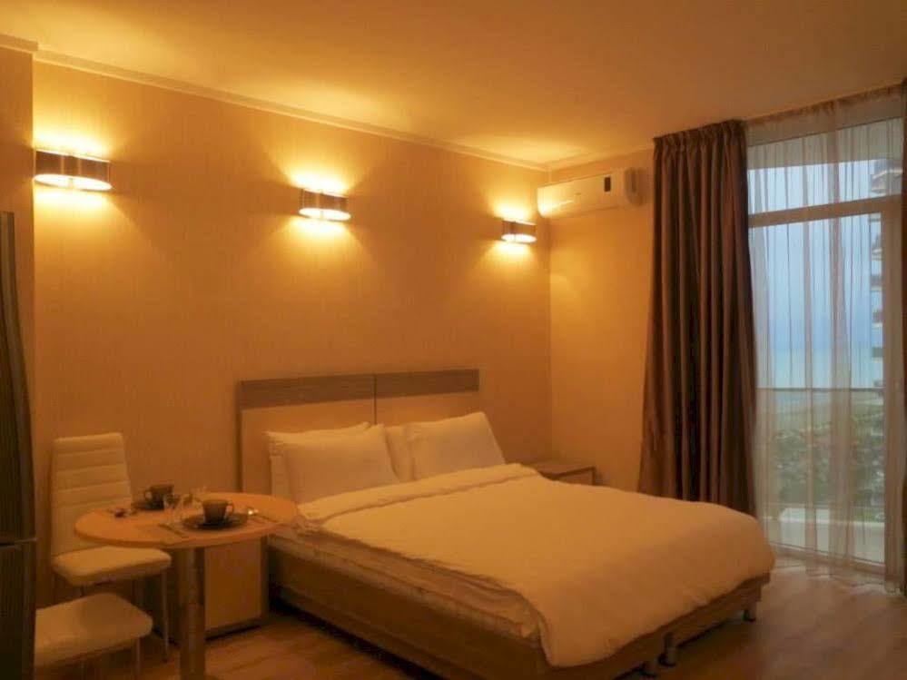 Batumi Apartment ภายนอก รูปภาพ